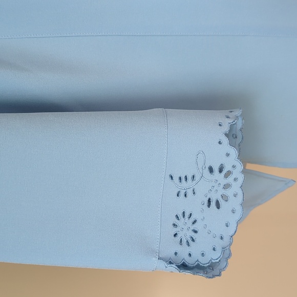 Covington Floral Embroidered Button Down Blouse LARGE 14-16 Blue Eyelet Trim - Picture 5 of 15